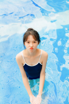 女教师艳照